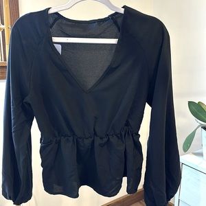 NWT Cinch waist blouse